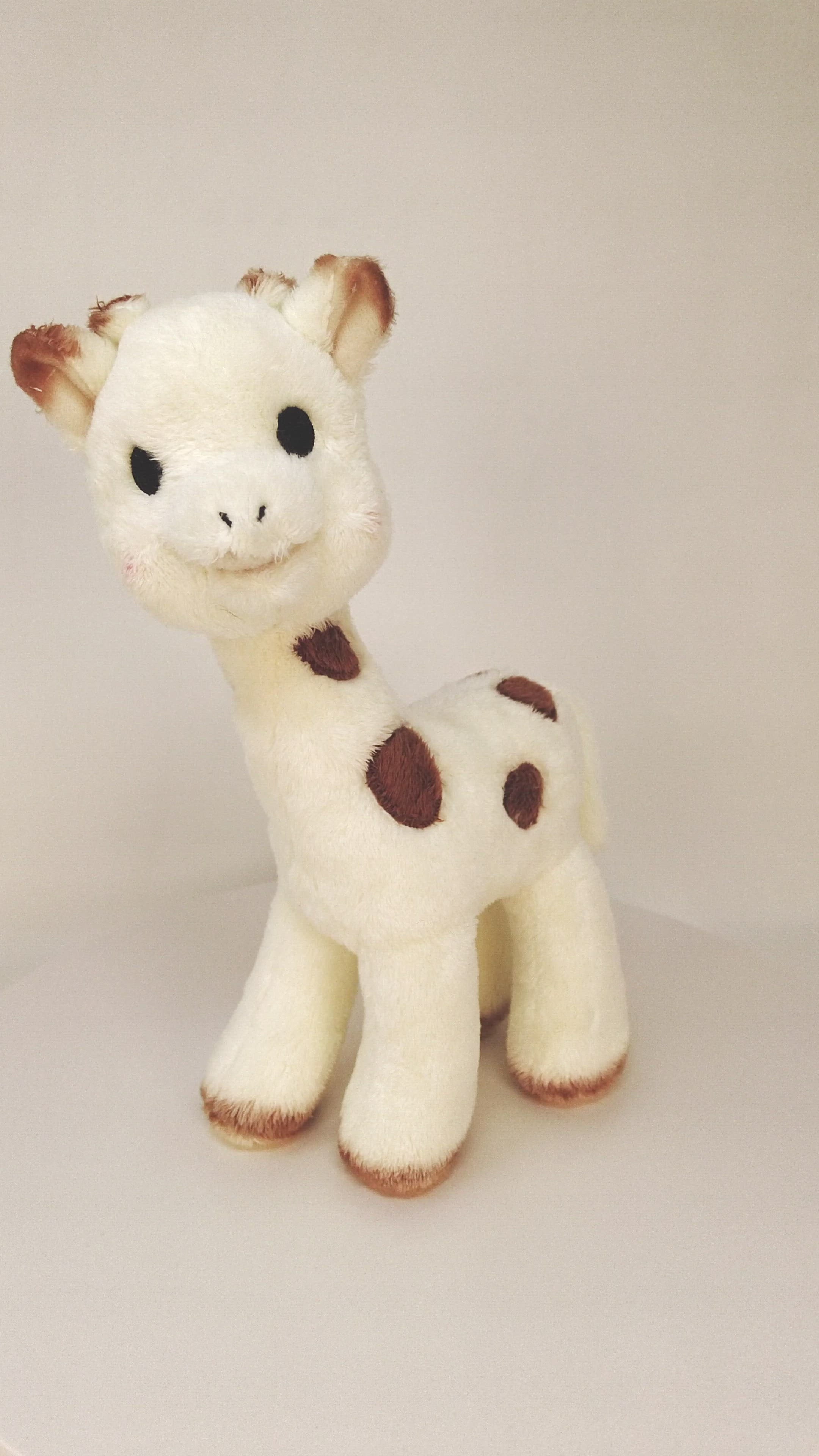Sophie the giraffe  White Box – Calisson Toys